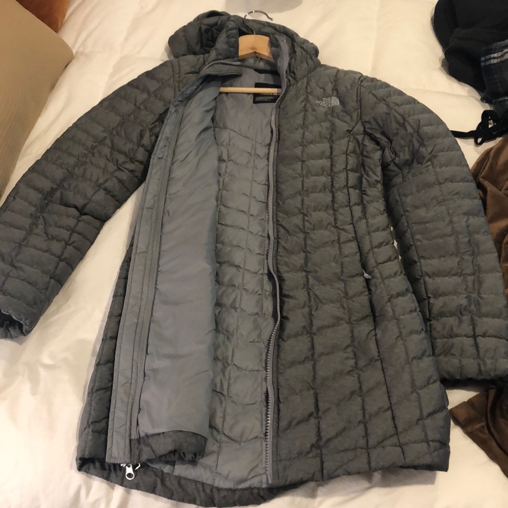 North face long sleeve puffer jacket